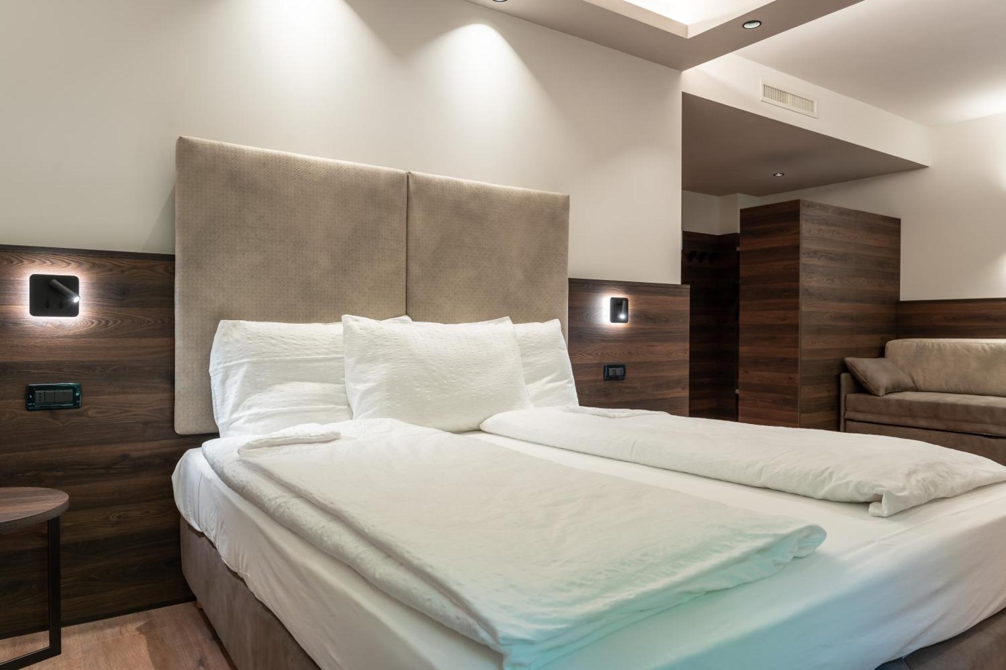Hotel Ariston レーヴィコ・テルメ エクステリア 写真